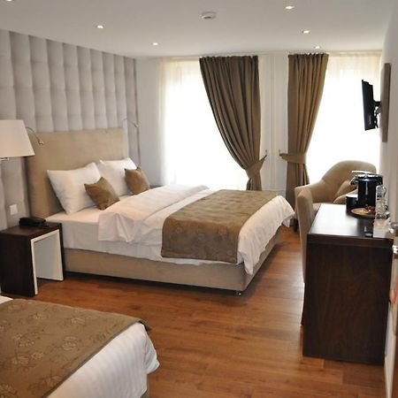 Hotel De Savoie Morges Oda fotoğraf