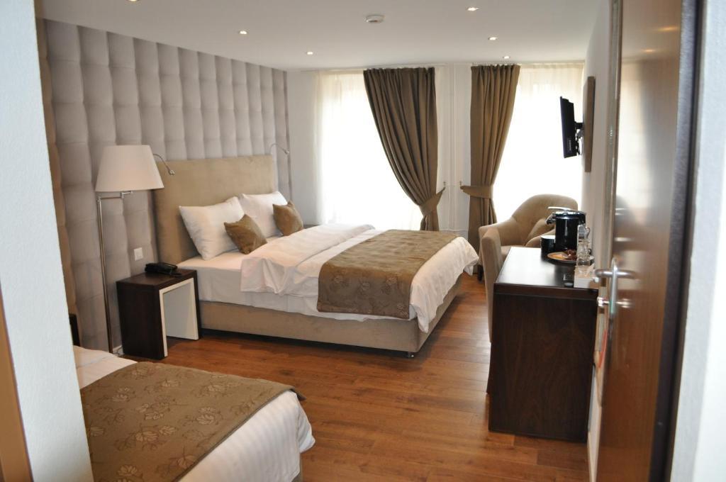 Hotel De Savoie Morges Oda fotoğraf